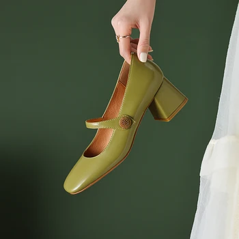 2023 Новая весенняя женская обувь, лоферы, повседневная женская обувь на массивном каблуке, туфли с квадратным носком, женские туфли-лодочки с ремешком и пряжкой, Мэри Джейн