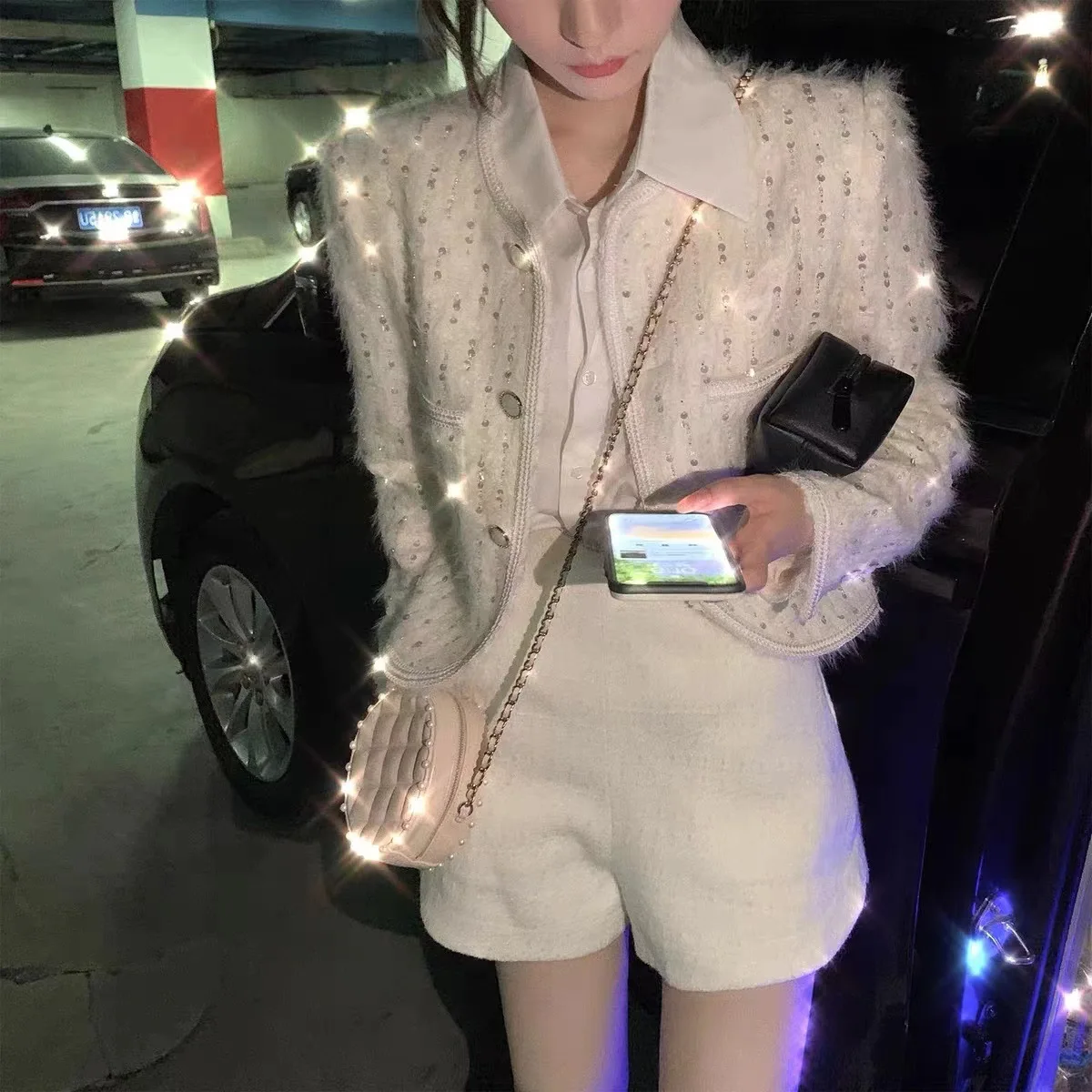 2022 Новая женская одежда Entry Lux с тяжелой вышивкой пайетками, короткая модель в стиле светской львицы белого цвета, пальто для женщин Изображение 1