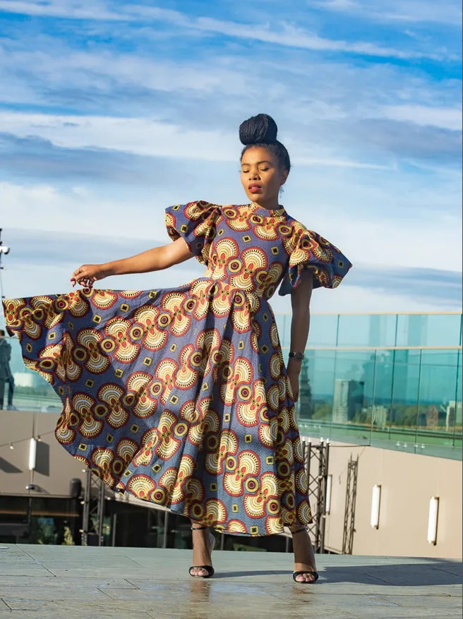 2023 Африканские платья для женщин Летняя мода Африканское Длинное платье с принтом из полиэстера с коротким рукавом, платье Макси с принтом в Африканском стиле Изображение 1