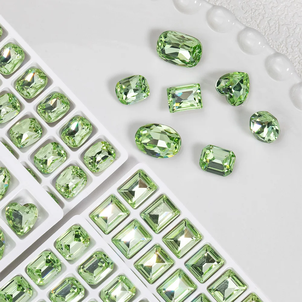 5шт высококачественных водяных бриллиантов Зеленая серия Кристалл Алмаза для ногтей Горный хрусталь 3D Без исправлений Украшение для ногтей DIY Инструмент Изображение 1