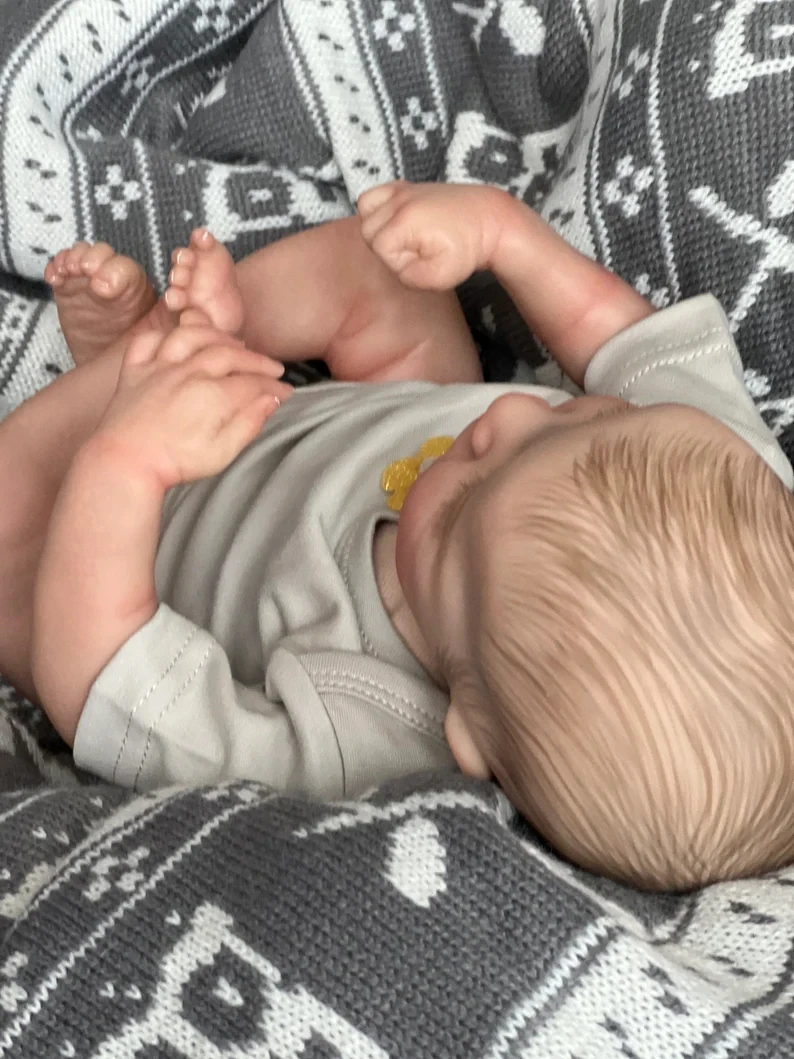 NPK 19-дюймовая кукла-Реборн с нарисованными волосами Levi Размер новорожденного Реальное изображение ручной работы 3D кожа Коллекционная художественная кукла Изображение 5