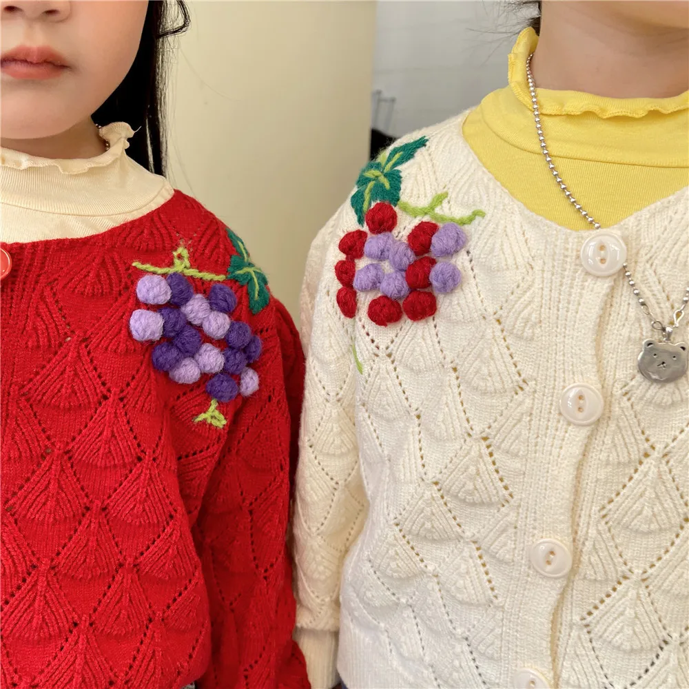 Детские свитера, Новая Осенняя Одежда для маленьких девочек, Корейский Детский Кардиган с длинными рукавами и цветочной вышивкой, Повседневные топы для девочек Изображение 1