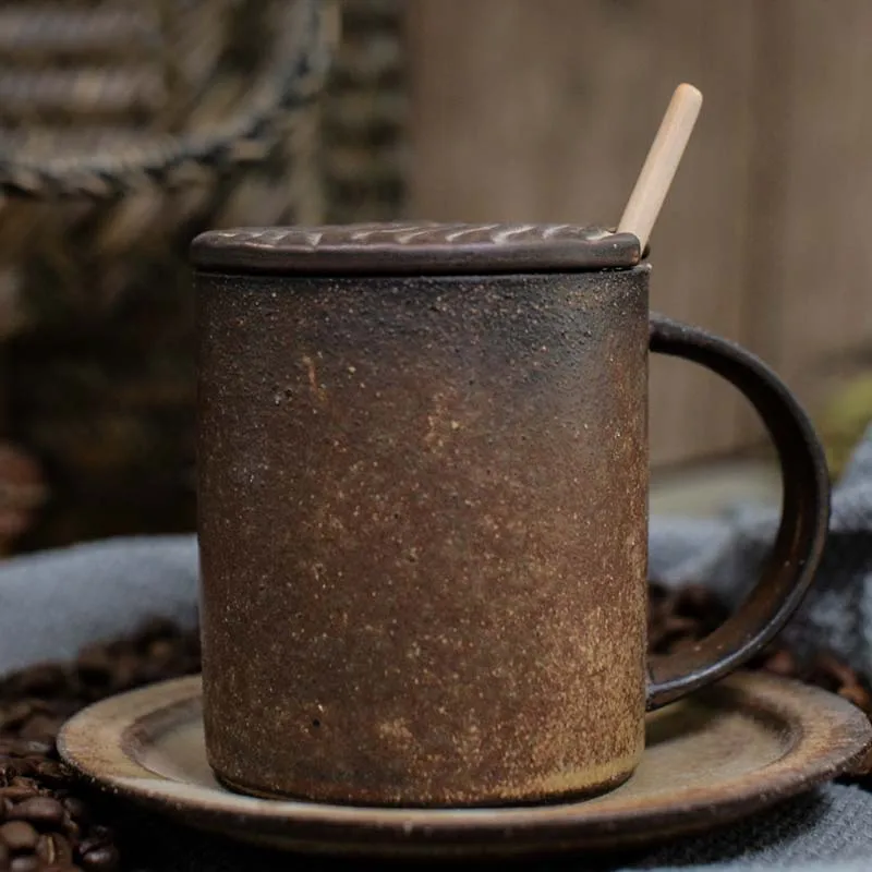 Керамический набор кофейных чашек и блюдец ручной работы в японском стиле в стиле ретро, художественная чашка, керамическая кофейная чашка ручной работы с крышкой Изображение 2