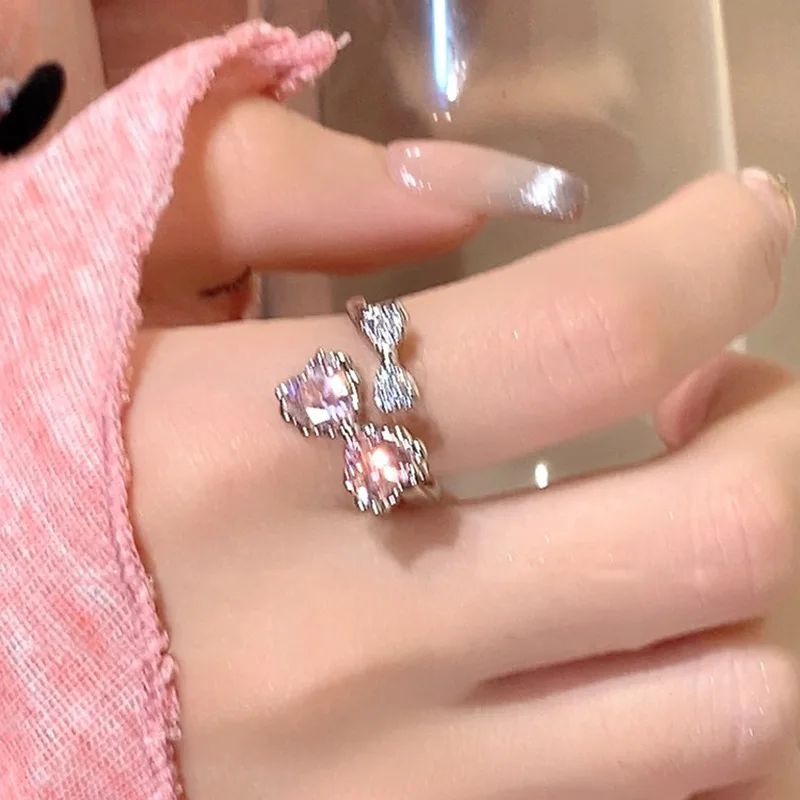 Новое блестящее розовое кольцо с бантом из циркона для женщин, индивидуальность, Модное милое кольцо в сладком стиле, повседневный подарок на день рождения, вечерние украшения Изображение 0