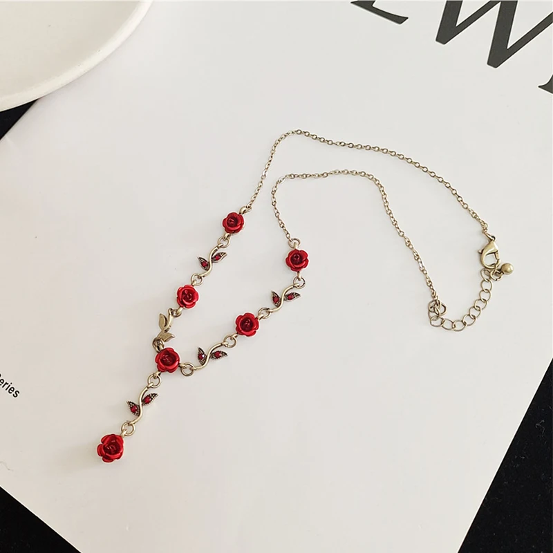 Новые модные ожерелья из сладких красных роз, женское темпераментное элегантное ожерелье с чувством юмора, подарок для романтической вечеринки, ювелирные изделия Изображение 3