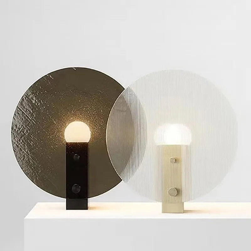 Постмодернистский простой свет, роскошная настольная лампа, дизайнерская модель, гостиная, кабинет, спальня, декоративная настольная лампа в скандинавском стиле Изображение 0