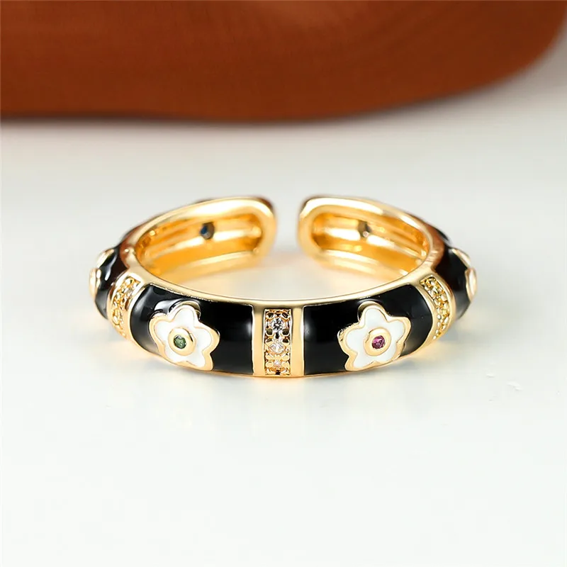 Роскошное Женское Маленькое Черное Регулируемое кольцо, Классическое Обручальное кольцо золотого цвета, Минималистичные Металлические Открытые обручальные кольца для женщин Изображение 0