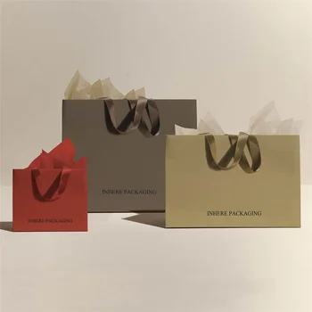 Оптовая продажа с логотипом на заказ, Роскошная Розничная упаковка одежды в бутиках, сумка для покупок, подарочный пакет, бумажный пакет с логотипом