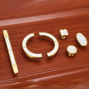 Современная светлая Роскошная Золотая дверца шкафа с массивной имитацией медной ручки, Круглая планка в скандинавском стиле, имитация ручек выдвижного шкафа с одним отверстием